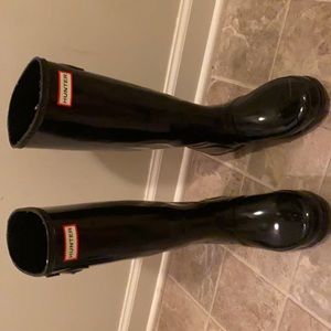 Hunter rain boots, size 7.